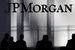 В 2012 г. JPMorgan зафиксировал $6 млрд убытка по позициям «лондонского кита» - трейдера Брюно Иксила. За нарушения законов о ценных бумагах США и Великобритании JPMorgan заплатил $920 млн. Иксил избежал уголовного преследования, он сотрудничает со следствием и дает показания против своих бывших коллег в JPMorgan. Он утверждает, что невиновен, в феврале FT напечатала его открытое письмо