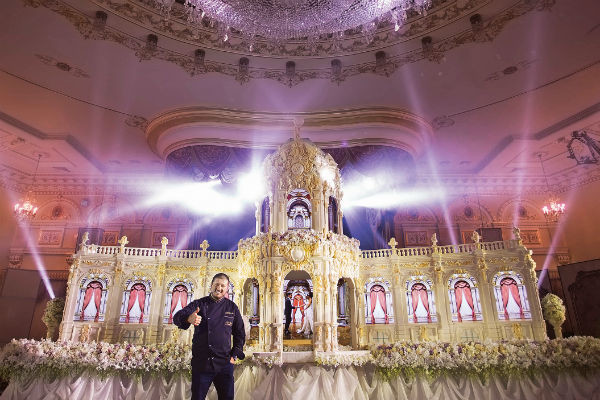 «Дворец Цвингер» поразил воображение гостей свадьбы «Дворец Цвингер» поразил воображение гостей свадьбы