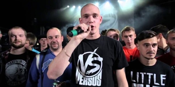 Александр Тимарцев, он же Ресторатор, является основателем проекта Versus Battle Александр Тимарцев, он же Ресторатор, является основателем проекта Versus Battle