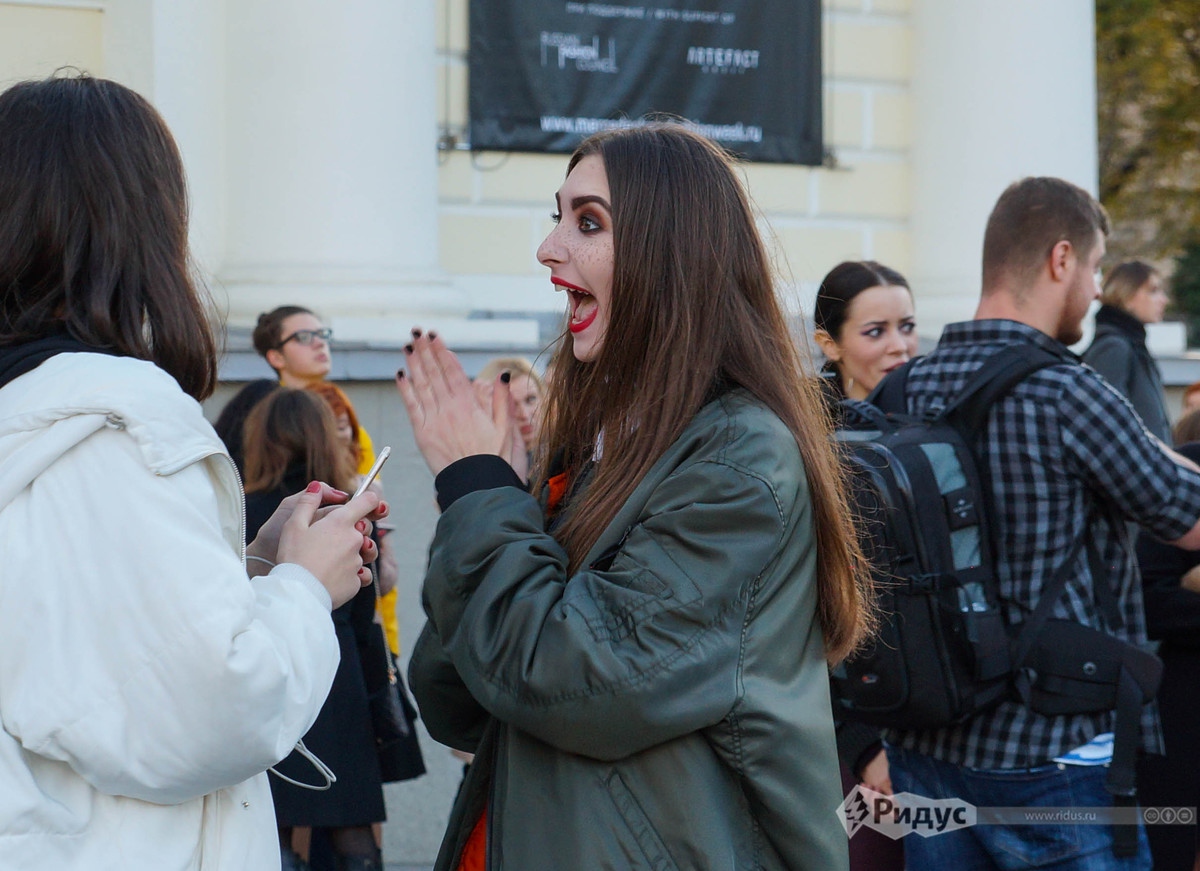 Модные фрики осадили центр Москвы