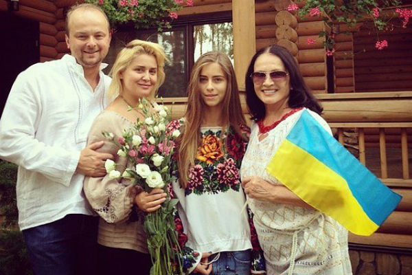 София выросла в дружной семье София выросла в дружной семье
