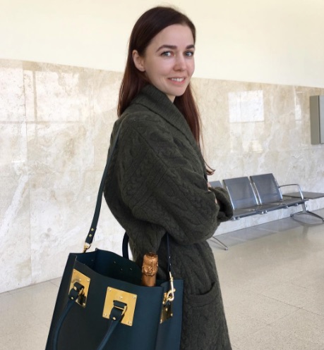 Дизайнер Алена Ахмадуллина Дизайнер Алена Ахмадуллина