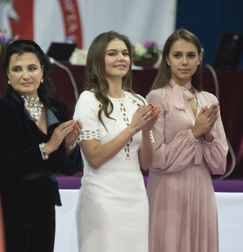 Ирина Виннер, Алина Кабаева, Маргарита Мамун Ирина Виннер, Алина Кабаева, Маргарита Мамун