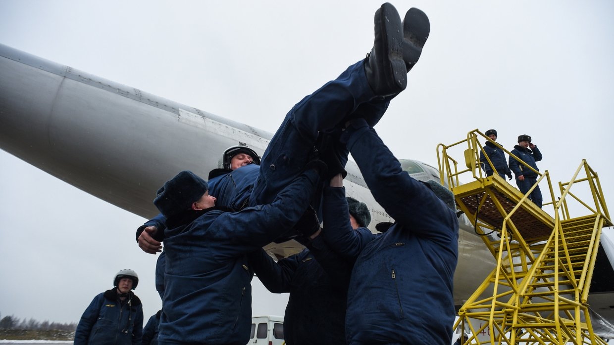 украинские военные летчики. вкс украины новости. американские беспилотники. вкс украины новости. авиация россии.