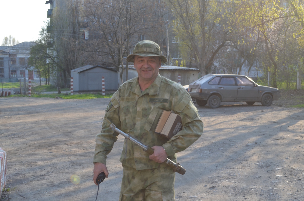 Зеленский не прекратит войну — мнение Донбасса