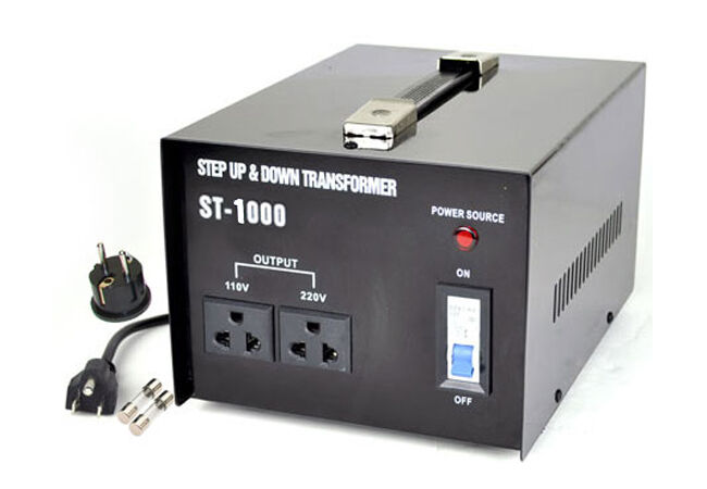 Преобразователь тс. Simran AC-100 Step up/down Voltage Converter Transformer 110v/220v. Выпрямитель 220в на 110в. Трансформатор 220/110в. Трансформатор 110/220 вольт повышающий.