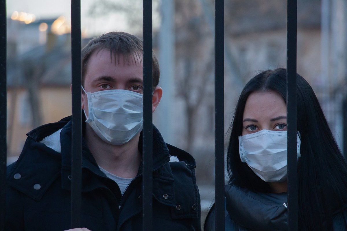 Психотерапевты развенчали мифы о суицидальном поведении при пандемии