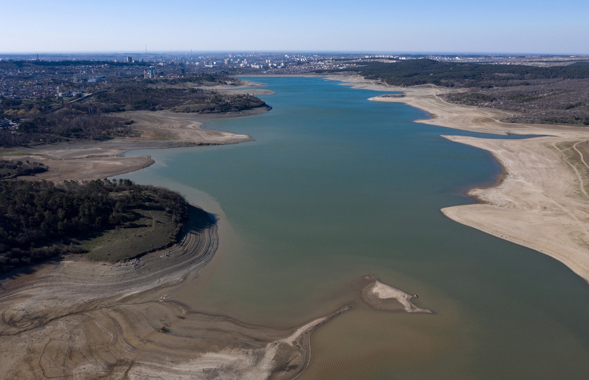 Водохранилище сегодня. Водохранилище Симферополь. Симферопольское водохранилище обмелело. Водохранилище Симферополь 2020. Крымское водохранилище Симферополь.