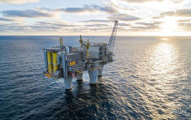 Непогода привела к сокращению суточной добычи нефти в США – СМИ