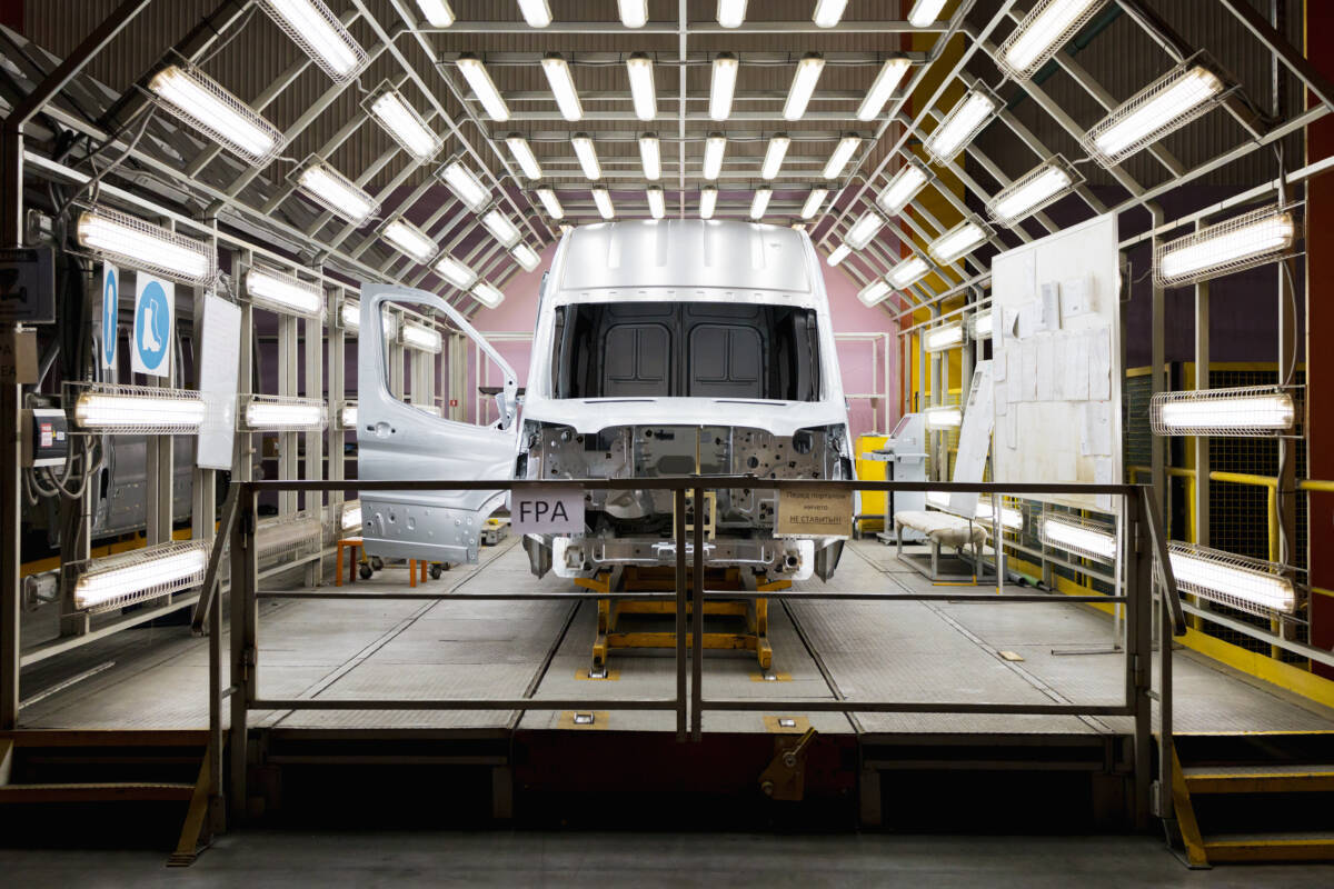 Как производят автомобили Ford Transit в Татарстане: взгляд изнутри
