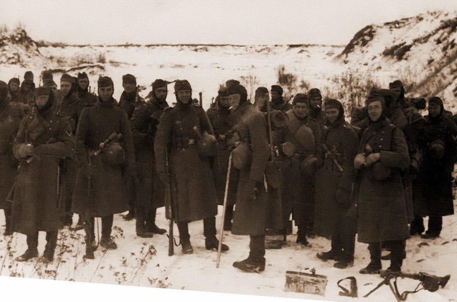 Немецкая пехота в районе Калинина, ноябрь-декабрь 1941 года Немецкая пехота в районе Калинина, ноябрь-декабрь 1941 года