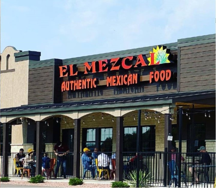 Ресторан Адольфо — El Mezcal. Ресторан Адольфо — El Mezcal.