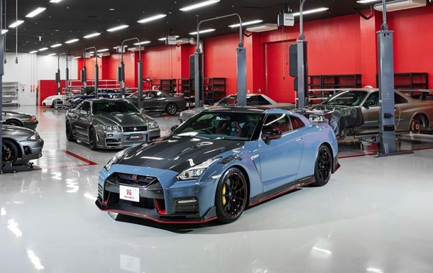 Nissan представила ограниченную серию спорткаров