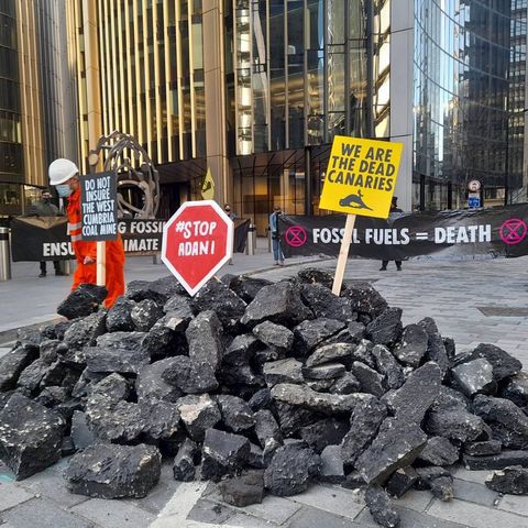 Страховую компанию Lloyd's завалили фальшивым углем