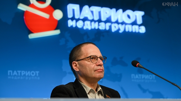 Коммунист Соловейчик назвал главной причиной поражения ГКЧП ложь о Горбачеве