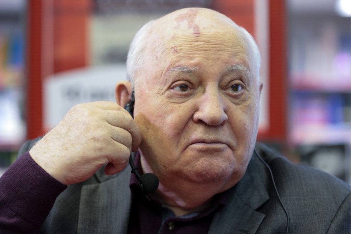 Михаил Горбачев Михаил Горбачев