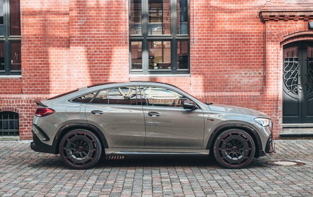 Brabus представил самый быстрый кроссовер в мире