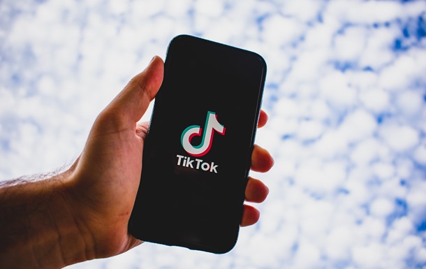 TikTok будет определять склонных к суициду пользователей и помогать им 
