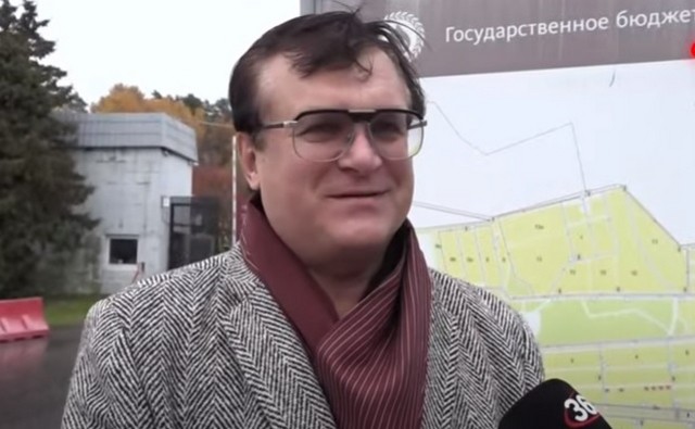 С Маркиным пришли проститься однокурсники С Маркиным пришли проститься однокурсники