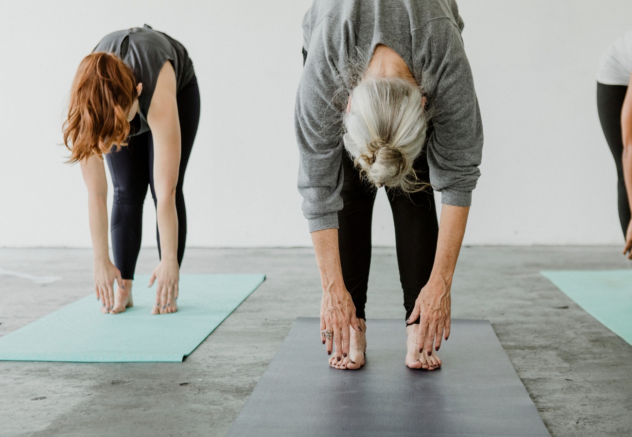 Эти двухминутные позы йоги — лучшее средство для снятия стресса
