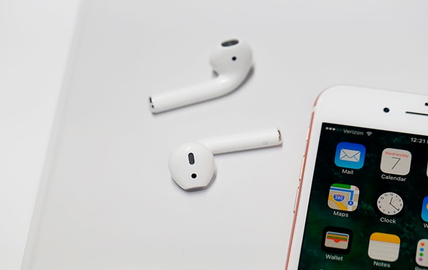 AirPods хотят научить распознавать пользователя по форме уха