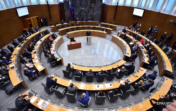 Парламент Словении поддержал членство Украины в ЕС